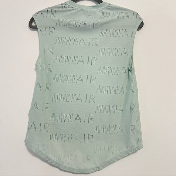 The Nike Air Mesh Women´S Short-Sleeve Running Top.Mint, XS - Picture 6 of 6